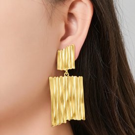Belle Miss Paris - Clipsörhängen Nawara Guld
