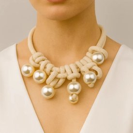 Miss Minna - Halsband Ischia Vit
