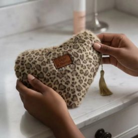 Sminkväska - Heart Leopard Beige