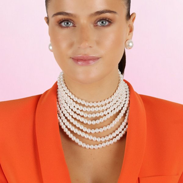 Därför ska du satsa på smycken med vita pärlor.