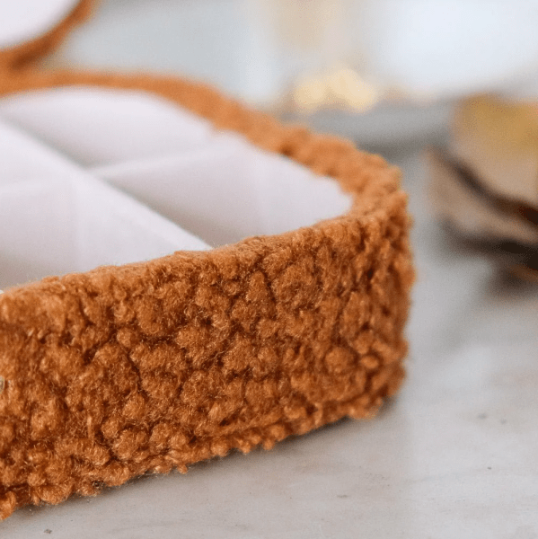 Maison Scarlett - Smyckeskrin Birgitte Teddy Camel