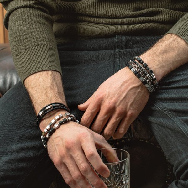 Coeur De Lion - Armband Unisex Leather Spikes Svart