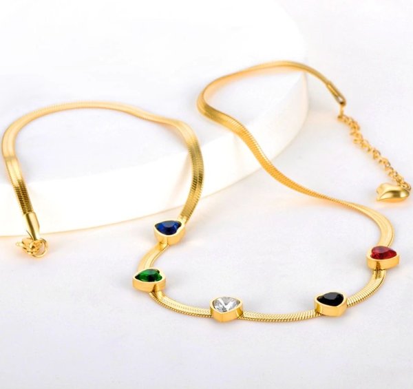 Anna K Jewelry - Halsband Hearts Guld