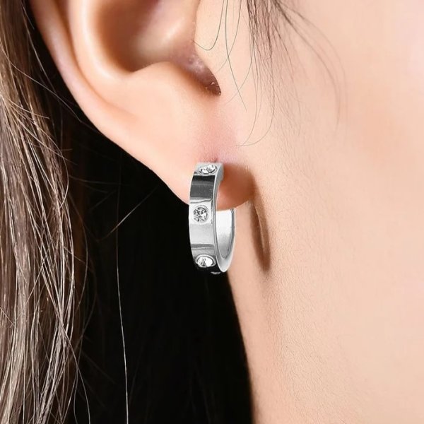 Anna K Jewelry - Örhängen City Stål