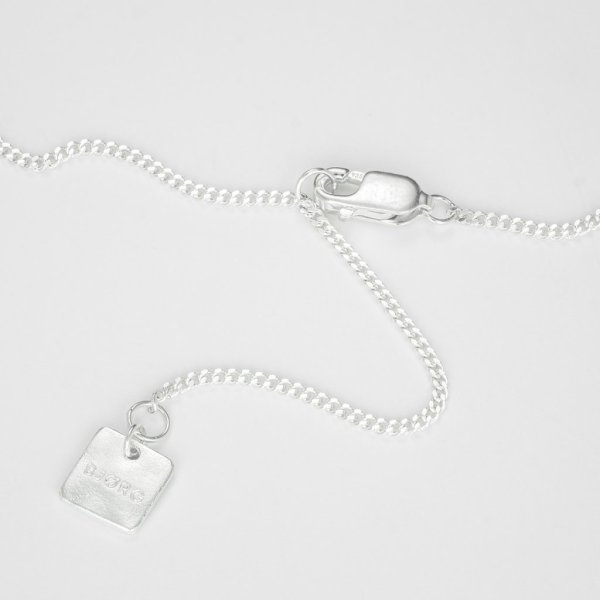 Björg Jewellery - Halsband Anatomiskt Hjärta Iconic Medium Silver