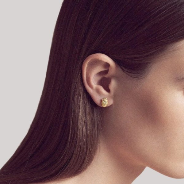 Björg Jewellery - Örhängen Anatomiskt Hjärta Stud Medium Guld