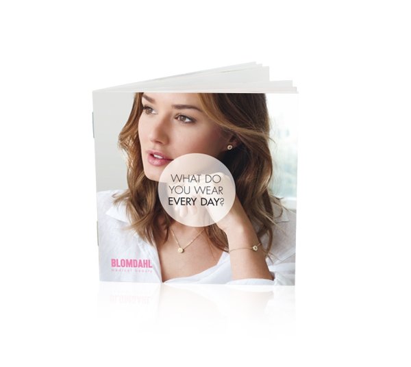 Blomdahl - Örhängen Bezel Titan Guld Klar