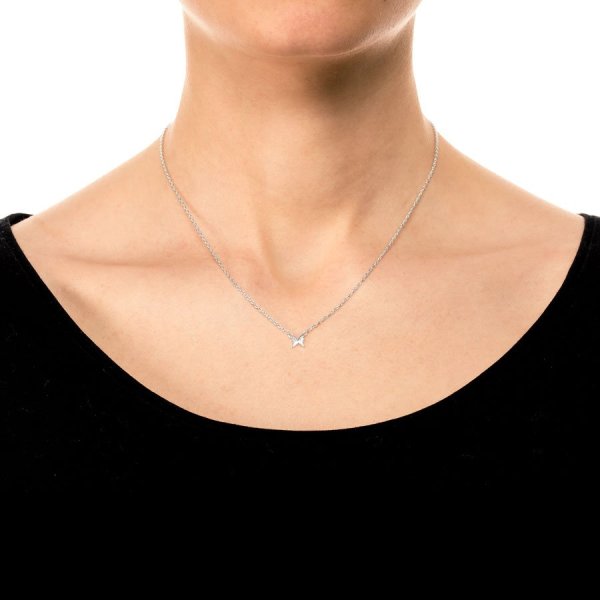 Carolina Gynning - Halsband Petite Papillion Plain Silver
