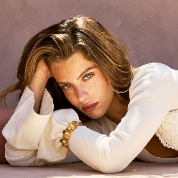 Caroline Svedbom - Armband Anemone Bangle Guld