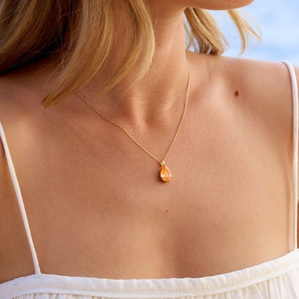 Caroline Svedbom - Halsband Mini Drop Guld Mango Delite