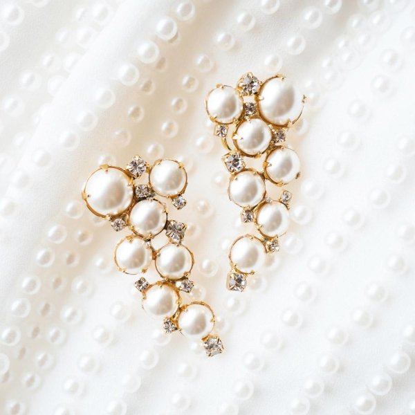 Caroline Svedbom - Örhängen Little Miss Pearl Guld