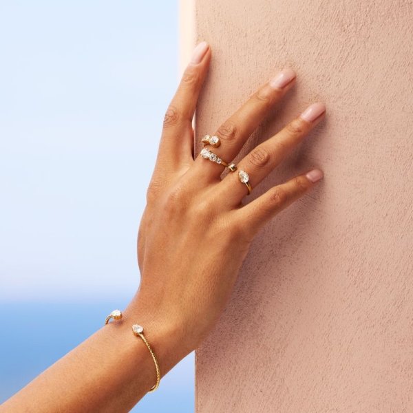 Caroline Svedbom - Ring Halo Guld Crystal