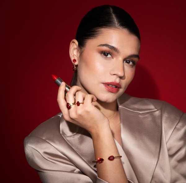 Caroline Svedbom - Ring Mini Drop Guld Light Siam