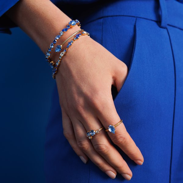 Caroline Svedbom - Ring Petite Drop Guld Lapis