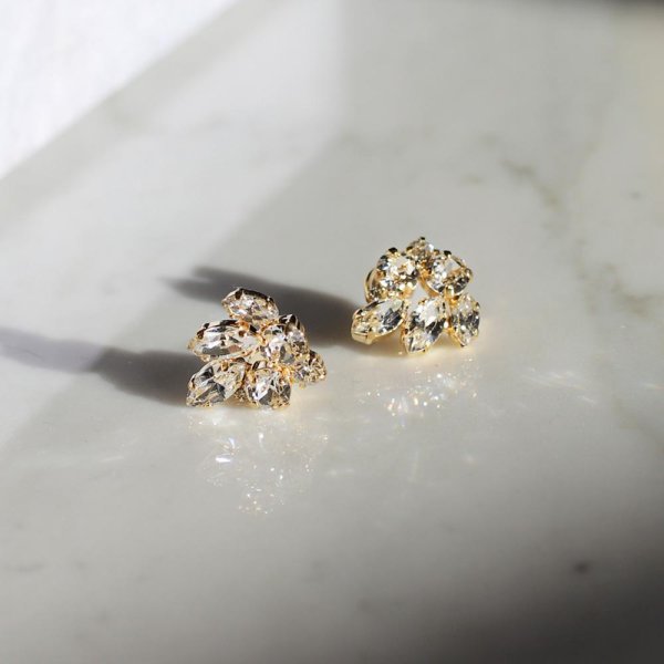 Caroline Svedbom - Örhängen Cora Guld Crystal