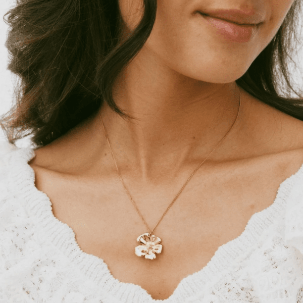 Edblad - Halsband Floral L Guld