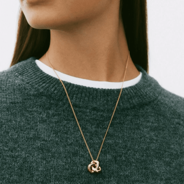 Edblad - Halsband Infinity Knot L Guld