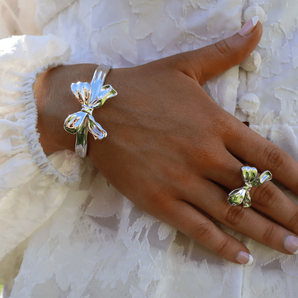 Ioaku - Armband Amanda Bow Cuff Silver