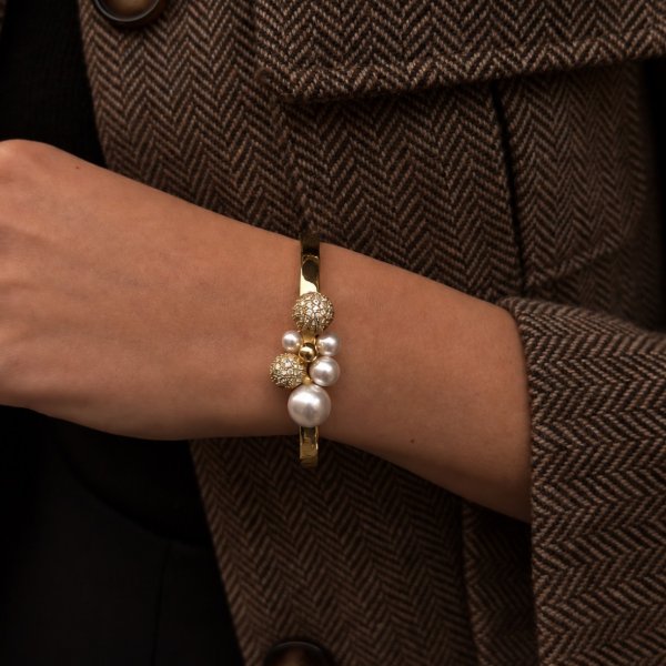 Ioaku - Armband Berry Pearl Petite Cuff Silver Vit