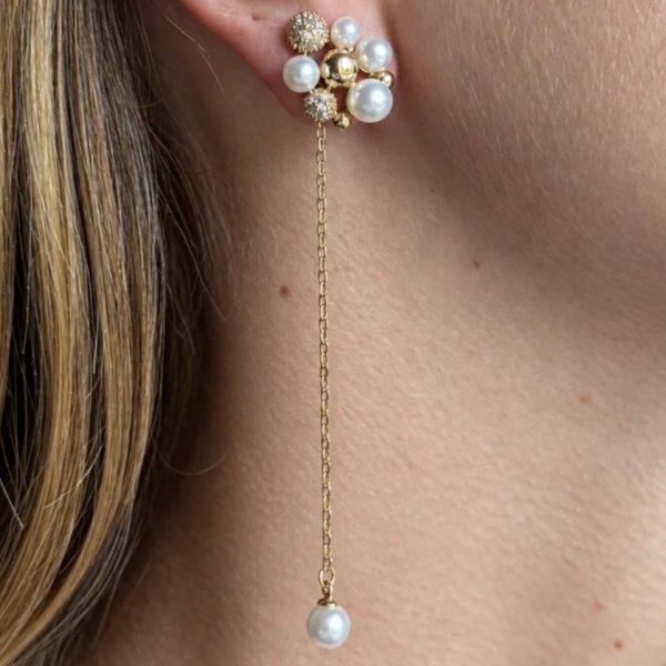 Ioaku - Örhängen Berry Pearl Petite Hanging Guld Vit