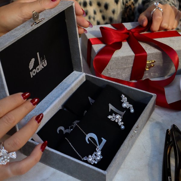 Ioaku Adventskalender 2026 - Pearl Constellation Silver