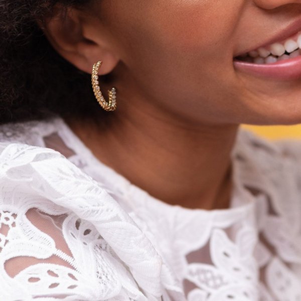 Caroline Svedbom - Örhängen Kaia Rhodium Crystal