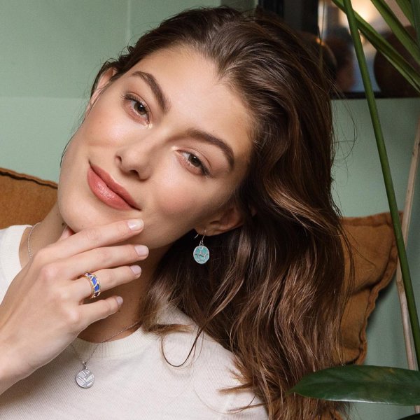 Les Georgettes - Örhängen Sleeper 16 Girafe Silver