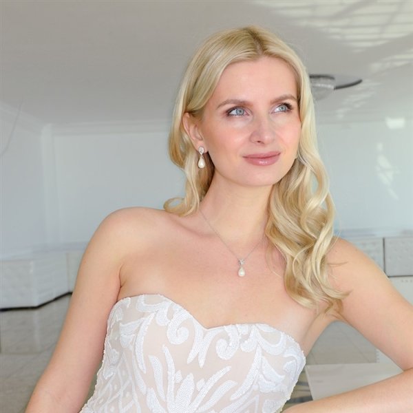 Mariell - Halsband + Örhängen Pearldrop